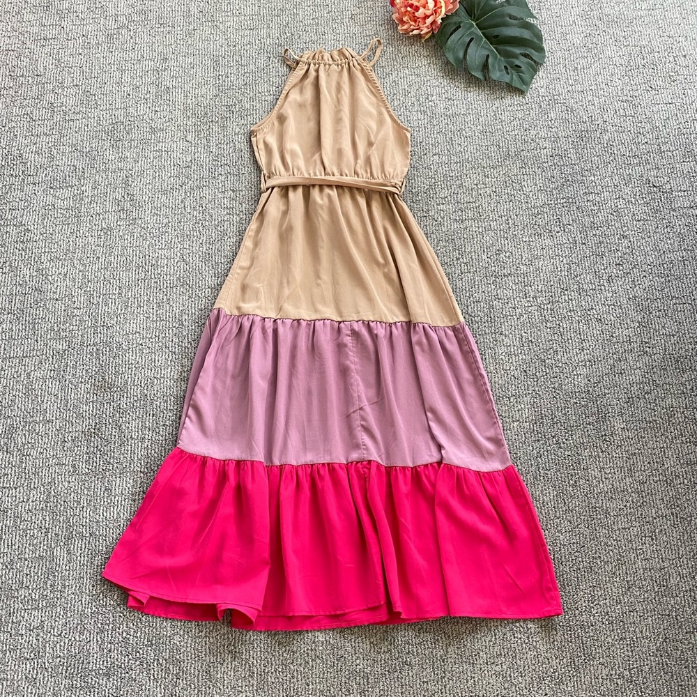 Color Block Halter Dress - Picture 9 of 14